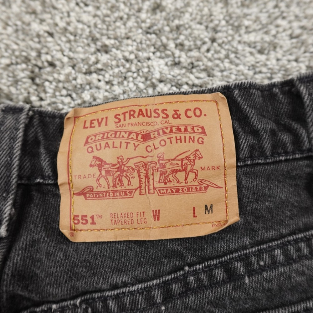 VTG Levis Jeans Womens 12 Dark Black Denim Pants 551 Relaxed Tapered 90s Mom USA